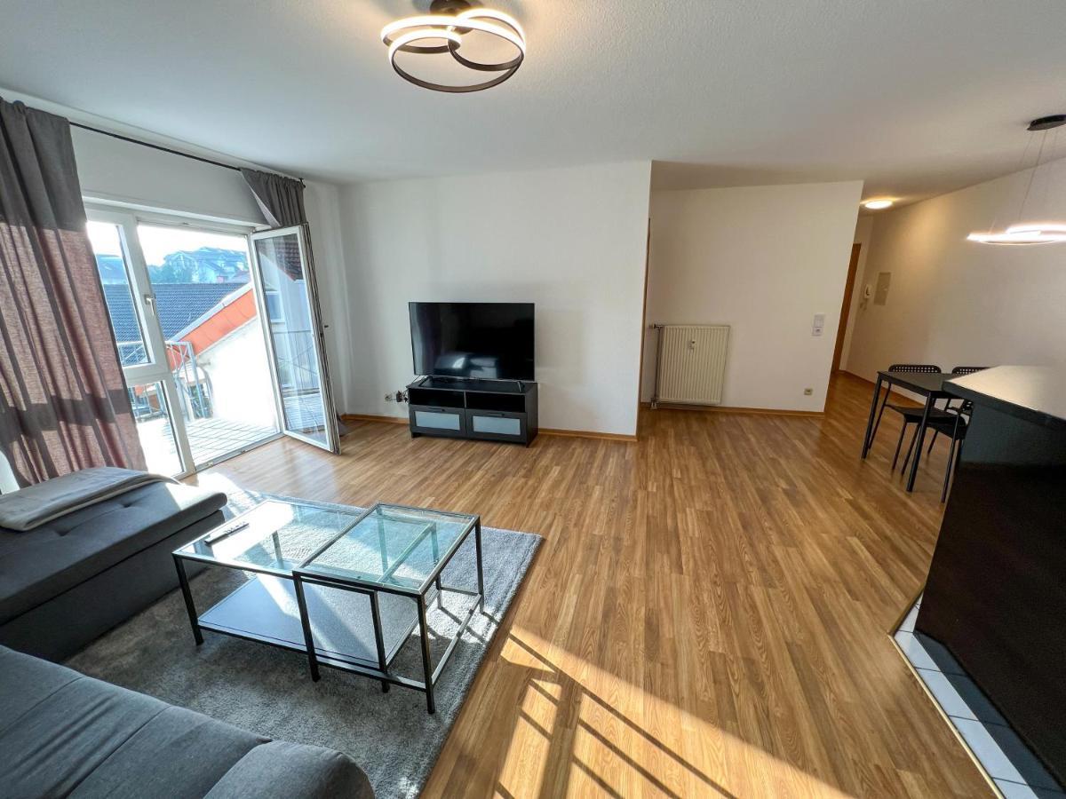 Casa Sali - Stilvolle Ferienwohnung Bei Heidelberg Mit Terrasse & Parkplatz Leimen  Luaran gambar